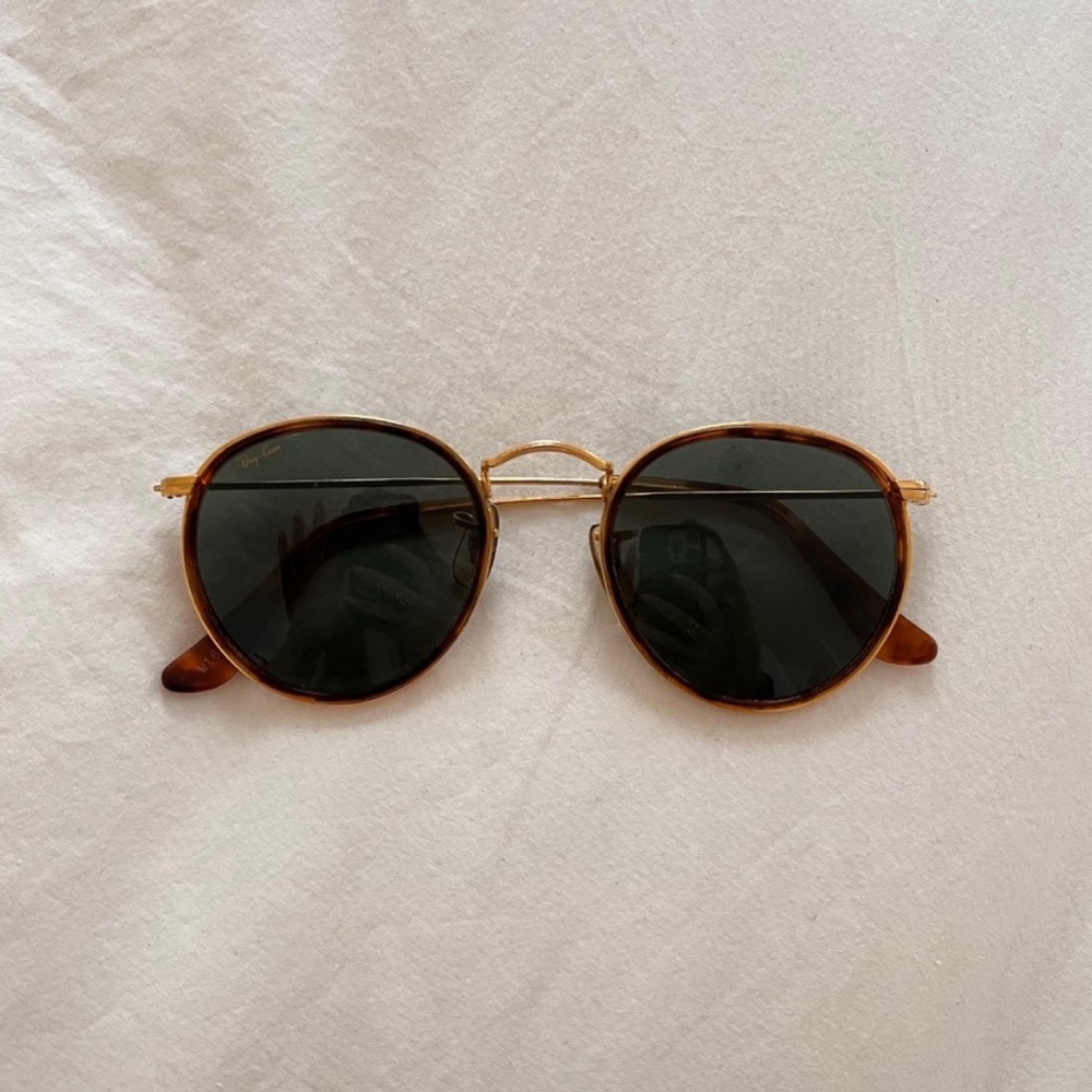 Vintage Ray Ban Round Tortoise Sunglasses